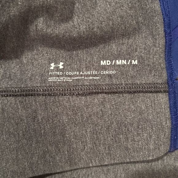 Under Armor sports bra sz M - Picture 3 of 3